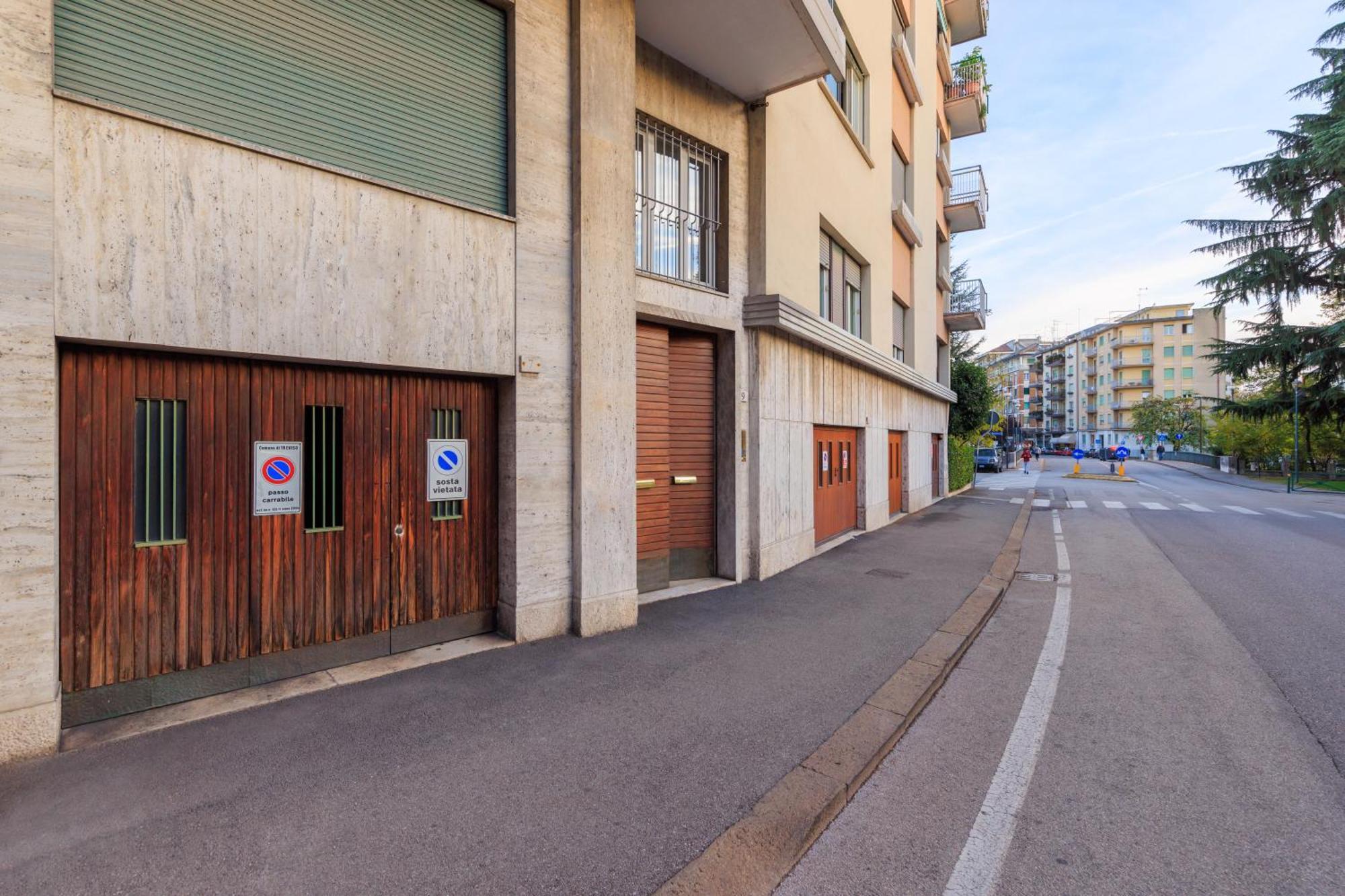 Large Bedroom, En-Suite Bathroom Treviso Exterior foto